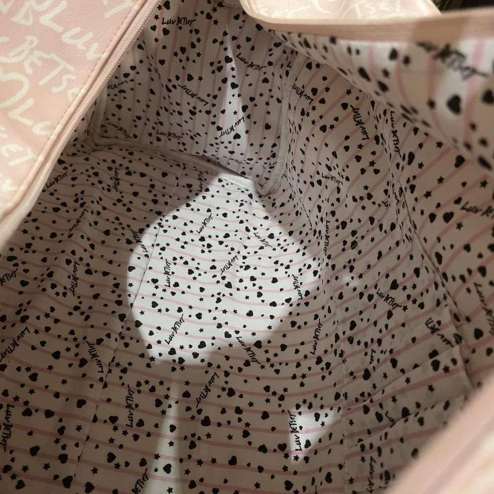 Luv Betsey By Betsey Johnson Weekender Travel Bag. - Picture 9 of 11